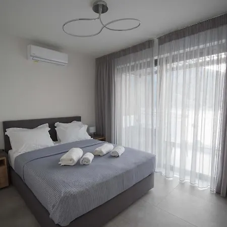 Mrs Grey Luxury Βίλα Σπαρτοχώρι